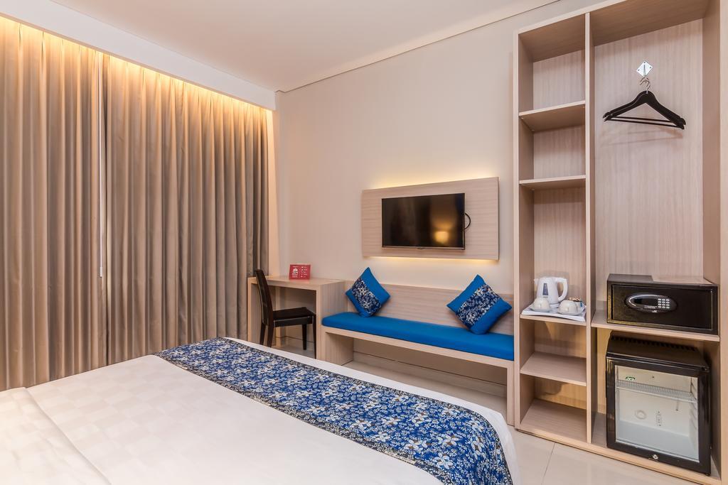 Zen Rooms Kuta Kubu Anyar 1 Bagian luar foto