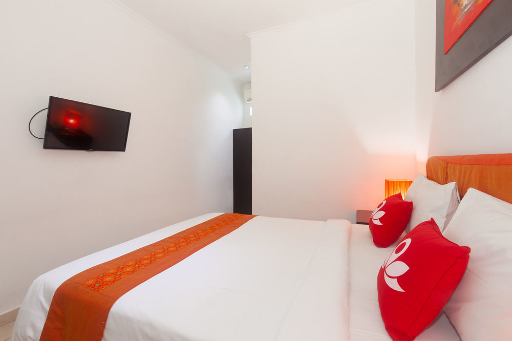 Zen Rooms Kuta Kubu Anyar 1 Bagian luar foto