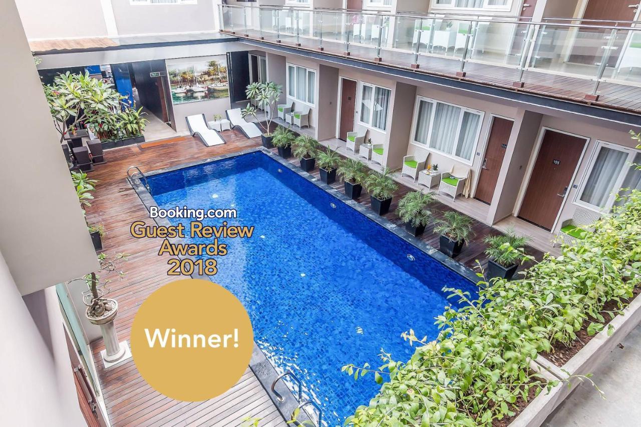 Zen Rooms Kuta Kubu Anyar 1 Bagian luar foto